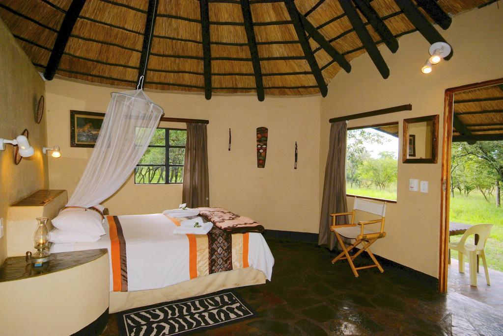 Timbavati Safari Lodge Mbabat Exterior photo