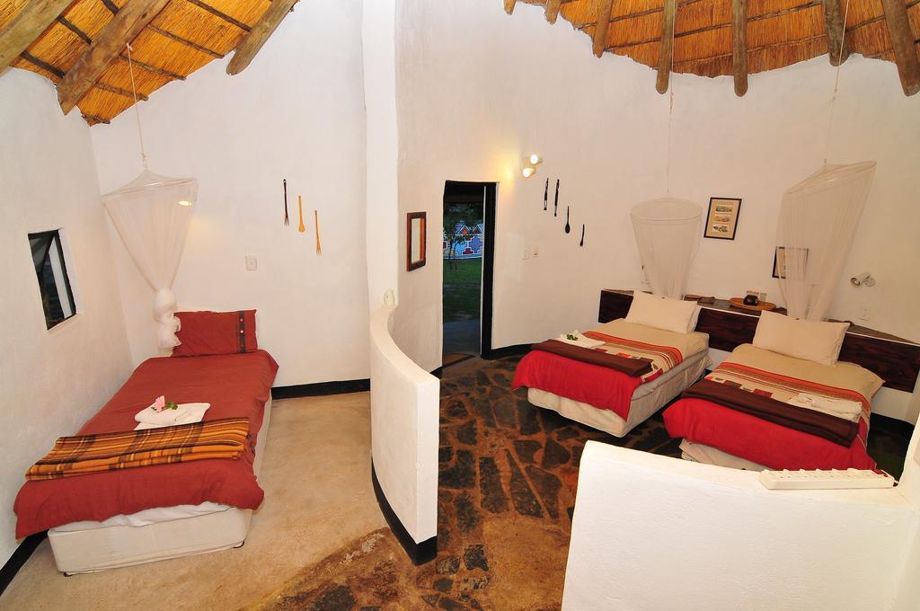 Timbavati Safari Lodge Mbabat Exterior photo